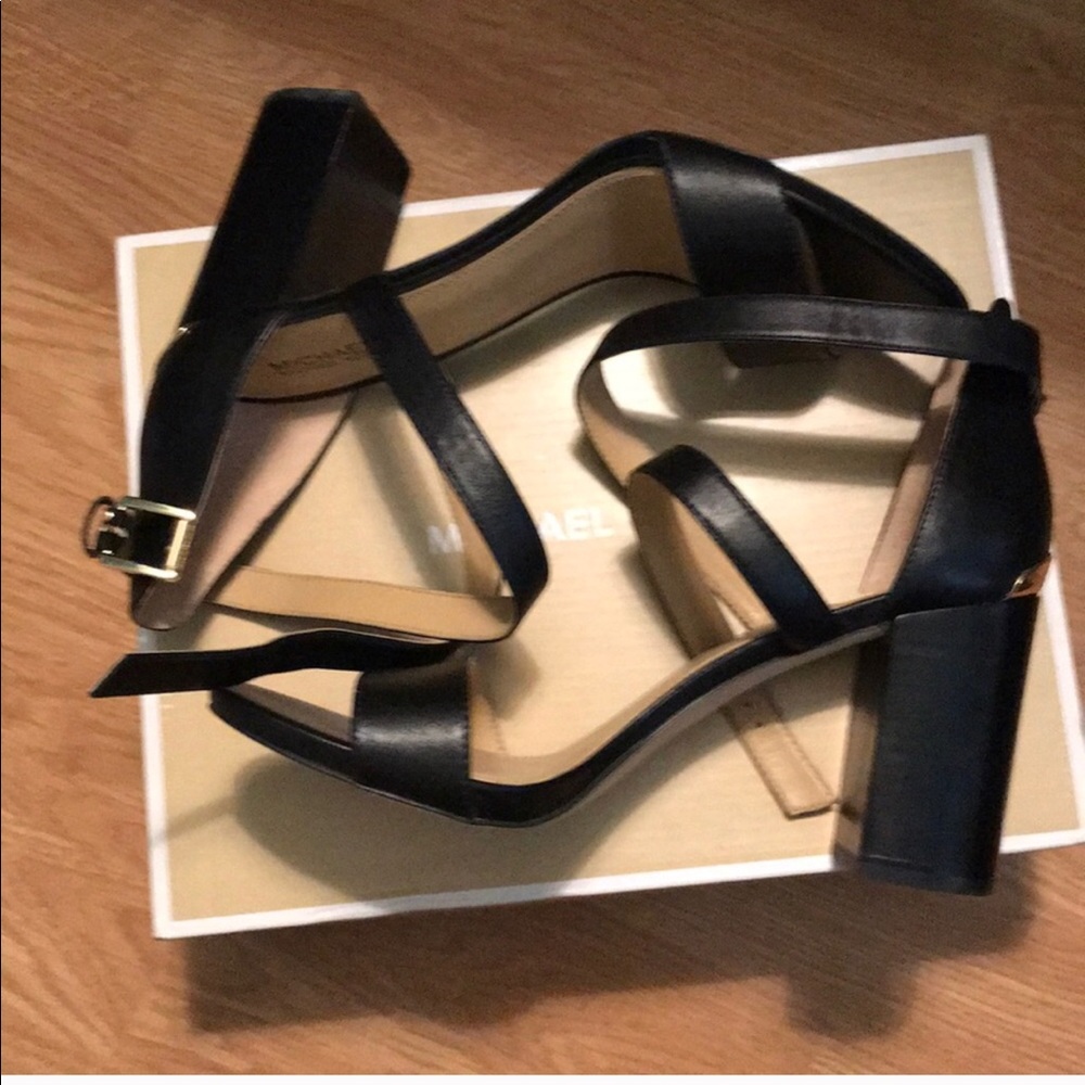 Brand new never worn authentic Michael kors heels